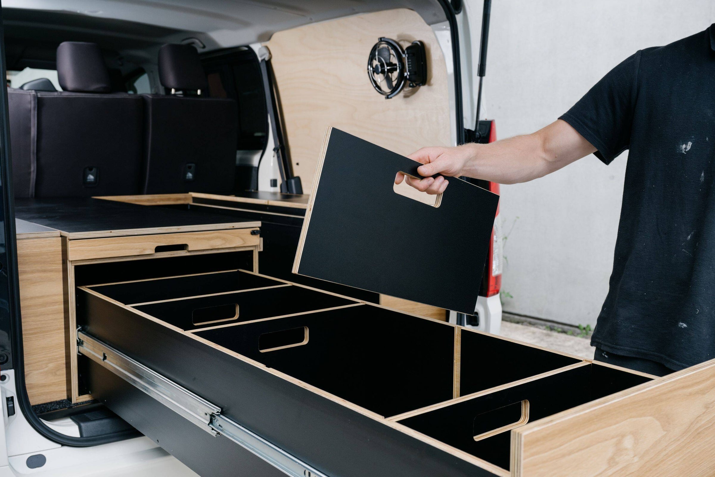 Hiace Crew Van Fitout | Transforming Camper | Dogged Campers