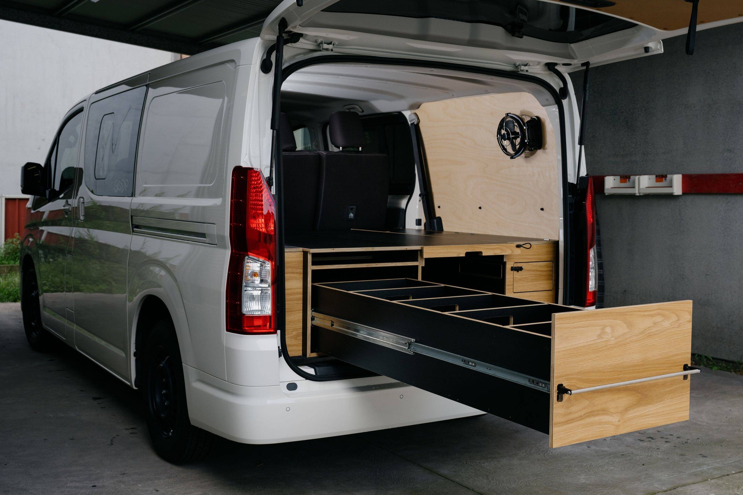 Hiace Crew Van Fitout | Transforming Camper | Dogged Campers